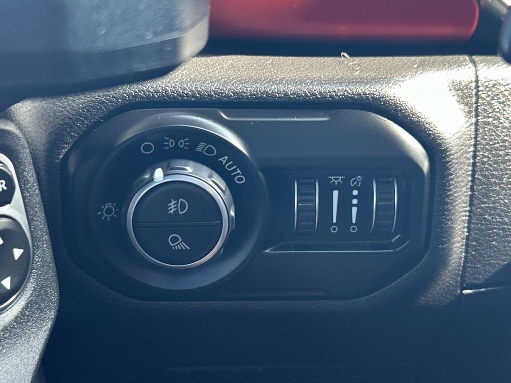 Used 2020 Jeep Gladiator Truck