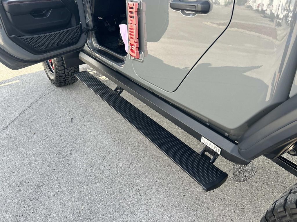 Used 2020 Jeep Gladiator Truck