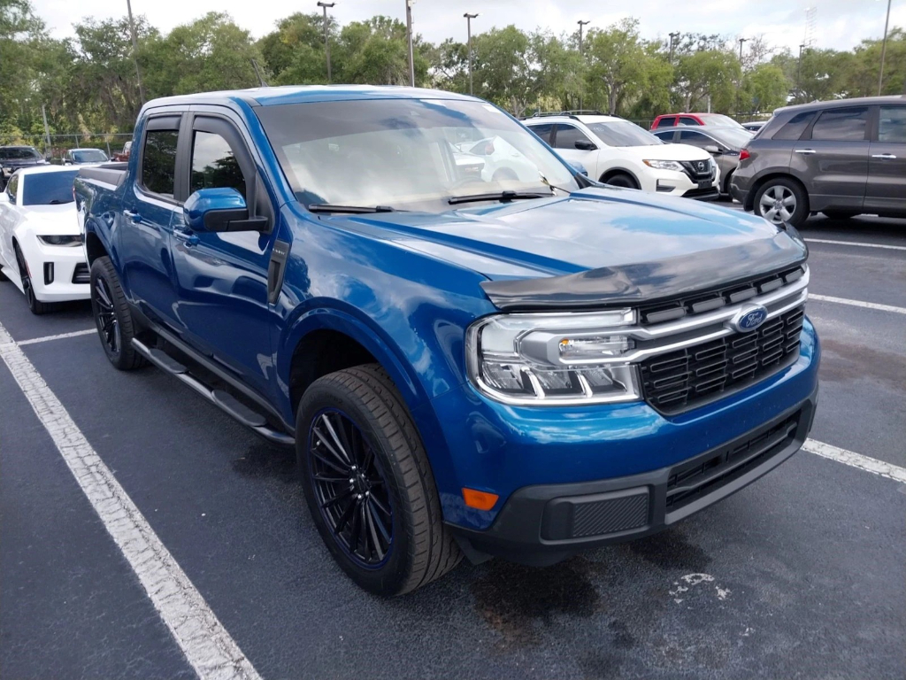 2023 Ford Maverick Lariat FWD's photo