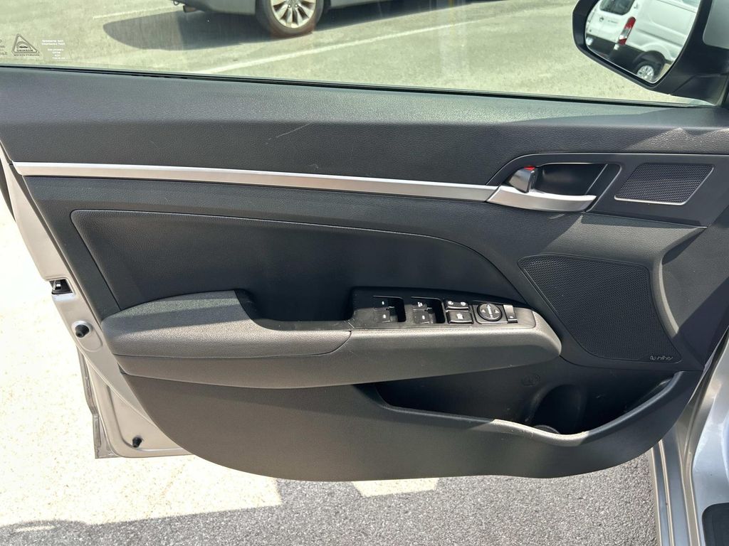 Used 2020 Hyundai Elantra Sedan
