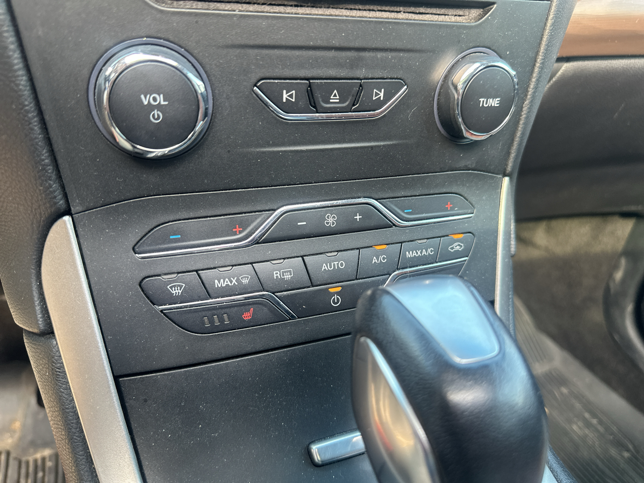 Used 2018 Ford Edge SUV