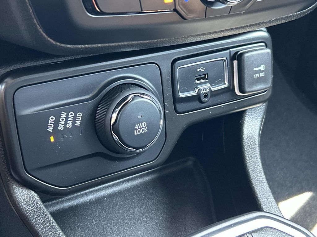 Used 2023 Jeep Renegade SUV