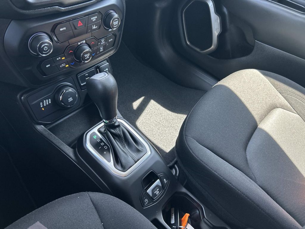 Used 2023 Jeep Renegade SUV