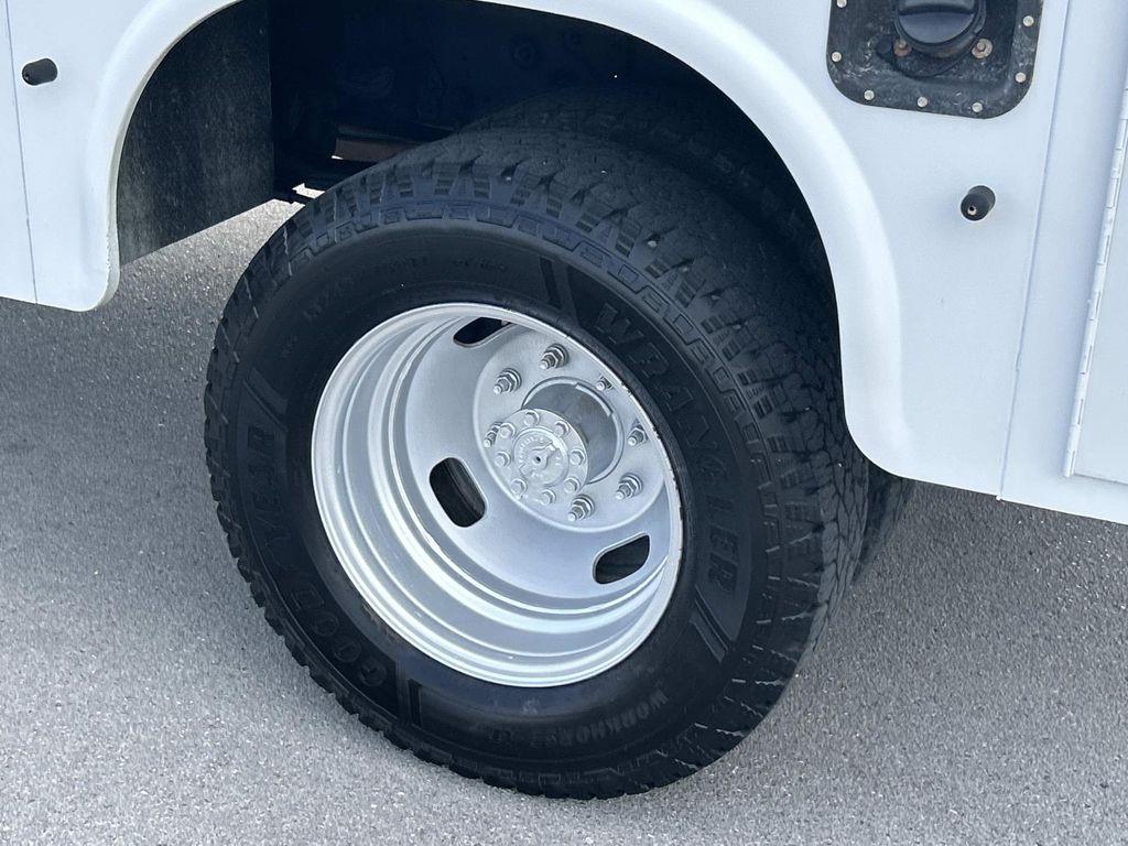 Used 2015 Ford F-350 Super Duty Chassis Truck