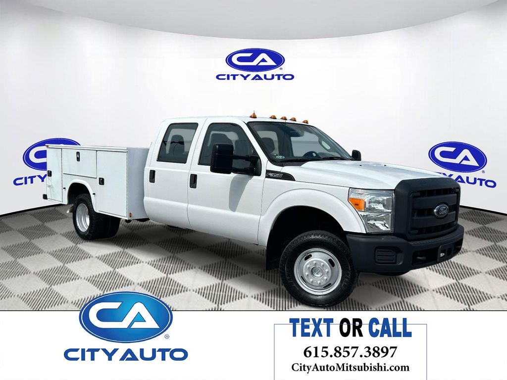 2015 Ford F-350 Super Duty Chassis Cab
