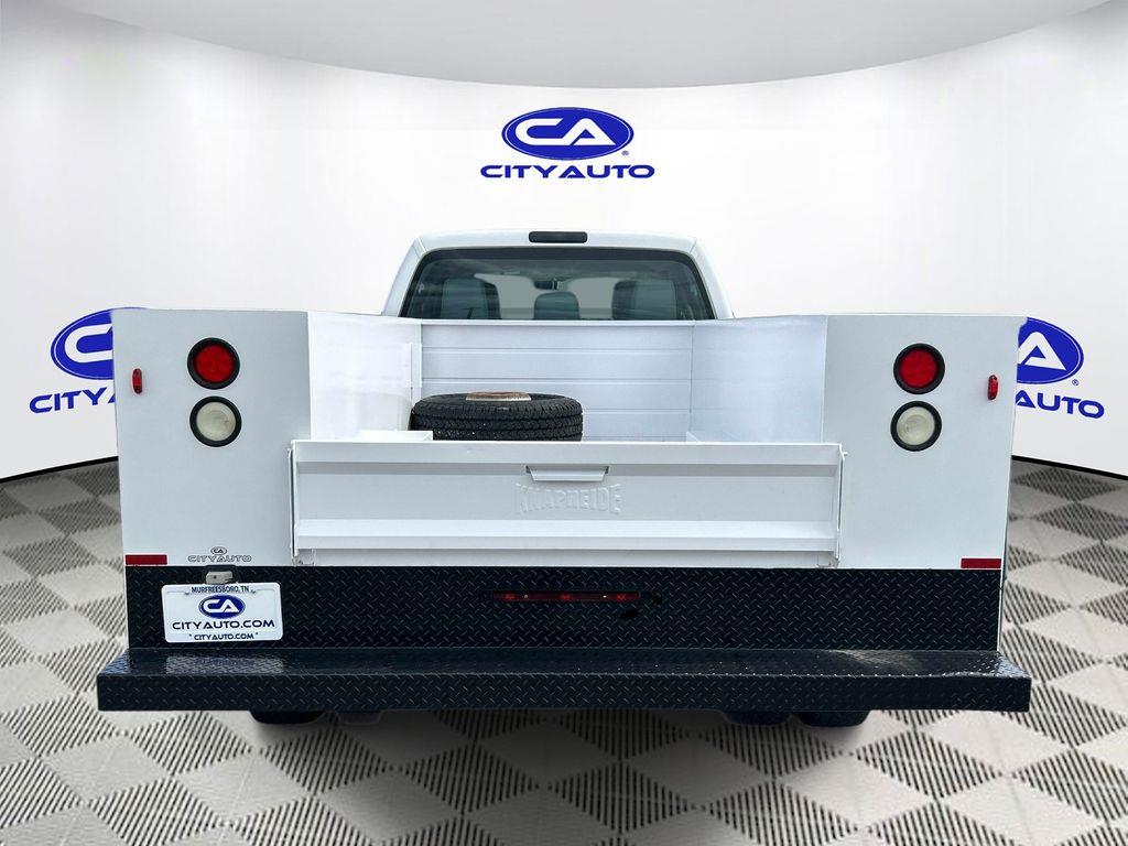 Used 2015 Ford F-350 Super Duty Chassis Truck