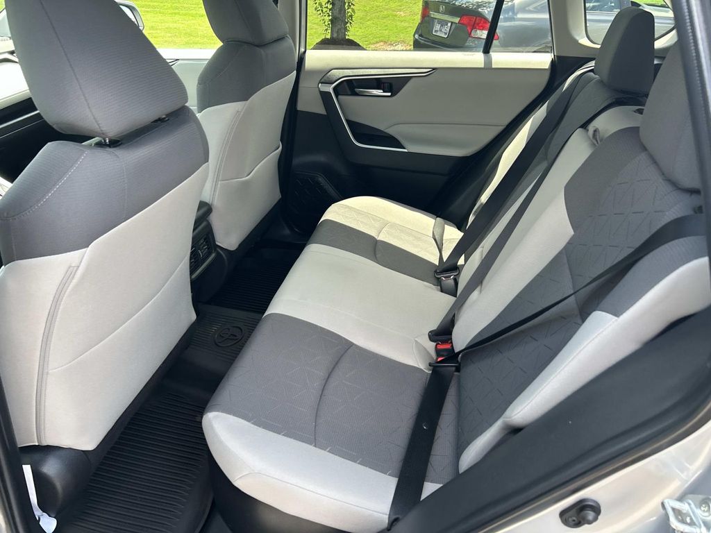 Used 2021 Toyota RAV4 SUV