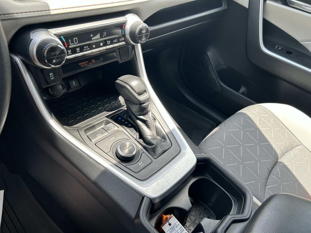 Used 2021 Toyota RAV4 SUV