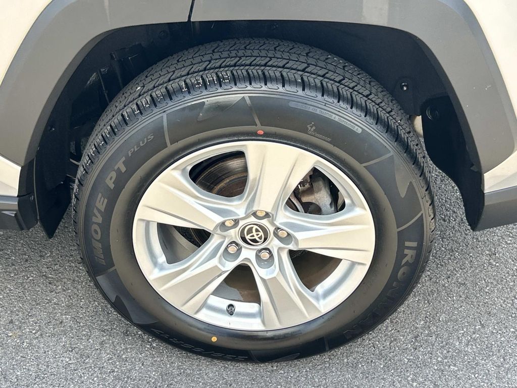 Used 2021 Toyota RAV4 SUV