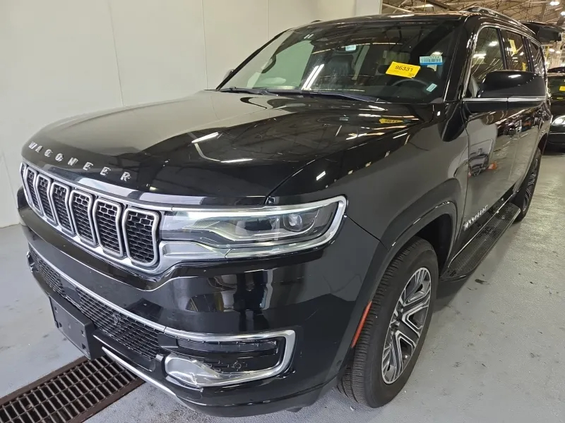 2024 Jeep Wagoneer's photo