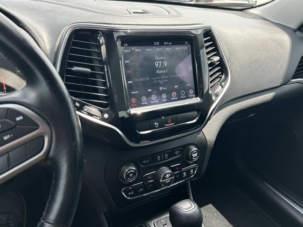 Used 2020 Jeep Cherokee SUV