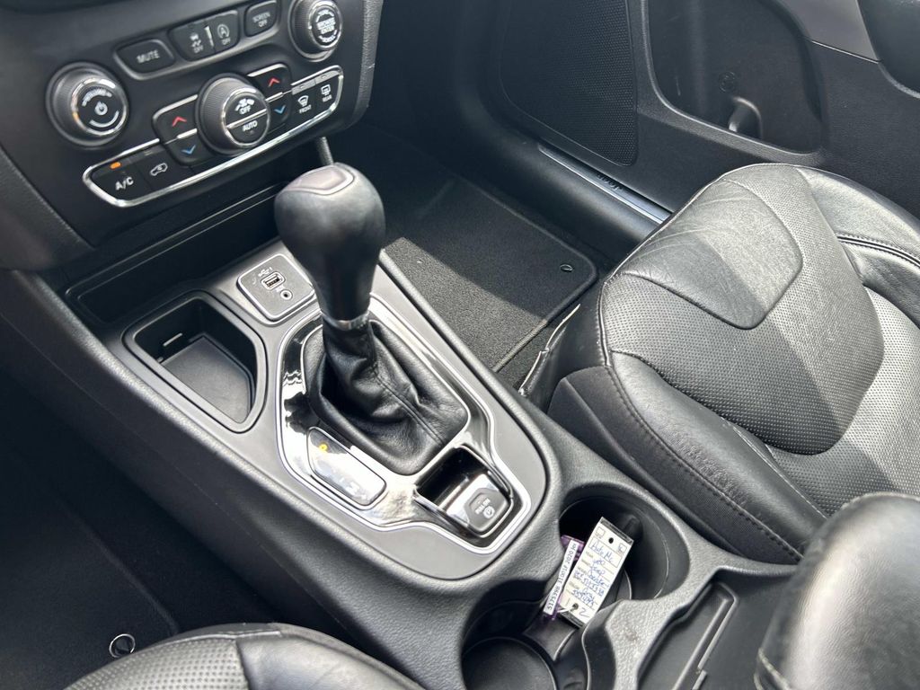 Used 2020 Jeep Cherokee SUV
