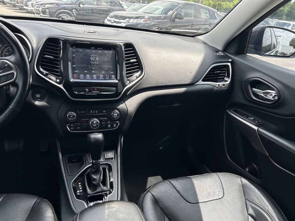 Used 2020 Jeep Cherokee SUV