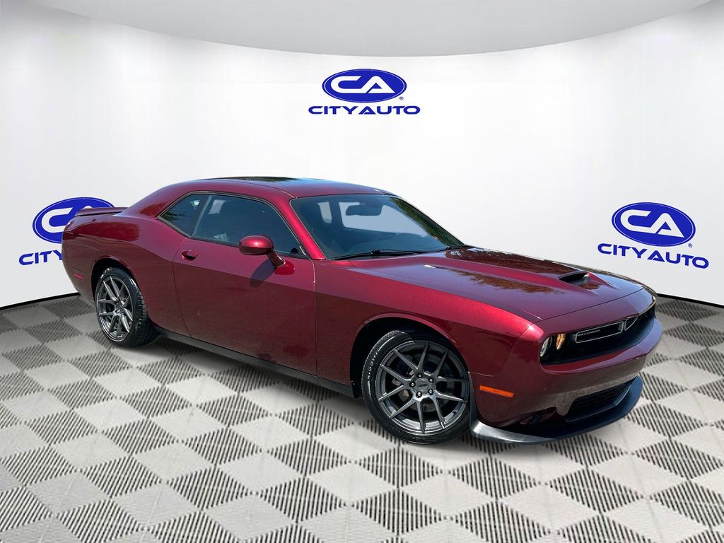 2019 Dodge Challenger R/T's photo
