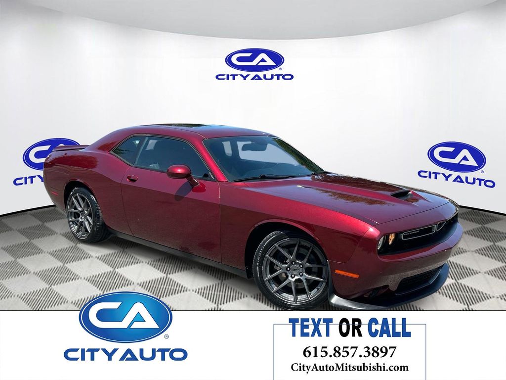 2019 Dodge Challenger R/T's photo