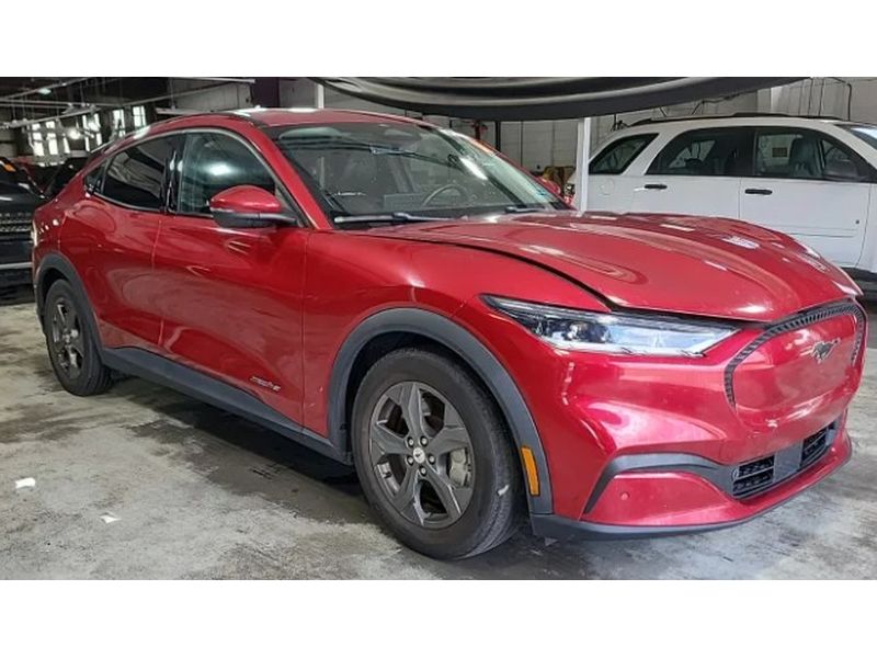 2022 Ford Mustang-Mach-e Select's photo