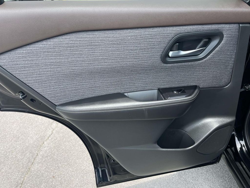 Used 2023 Nissan Rogue SUV