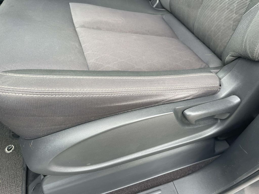 2023 Nissan Titan SV - Photo 37