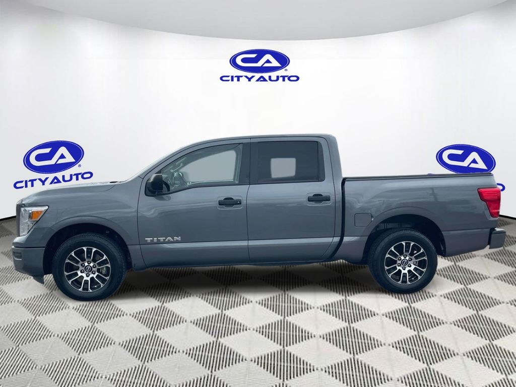 2023 Nissan Titan SV - Photo 7