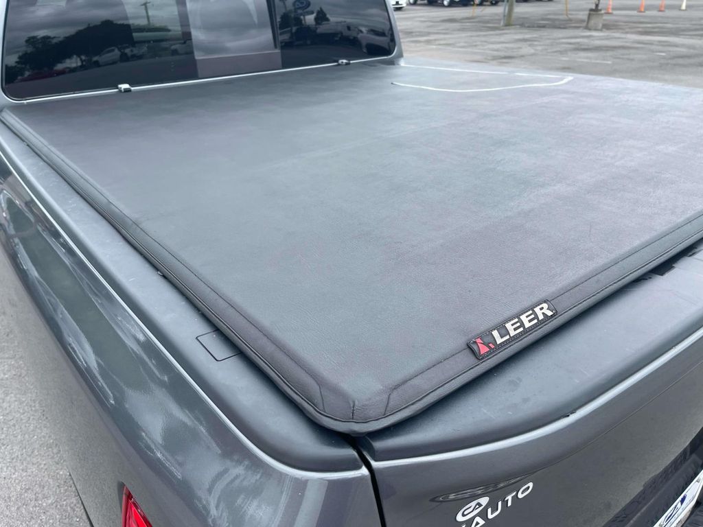2023 Nissan Titan SV - Photo 14