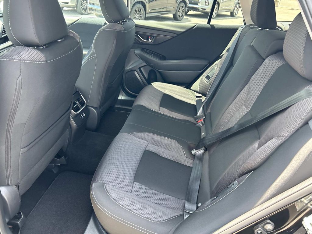 2023 Subaru Outback Premium - Photo 25