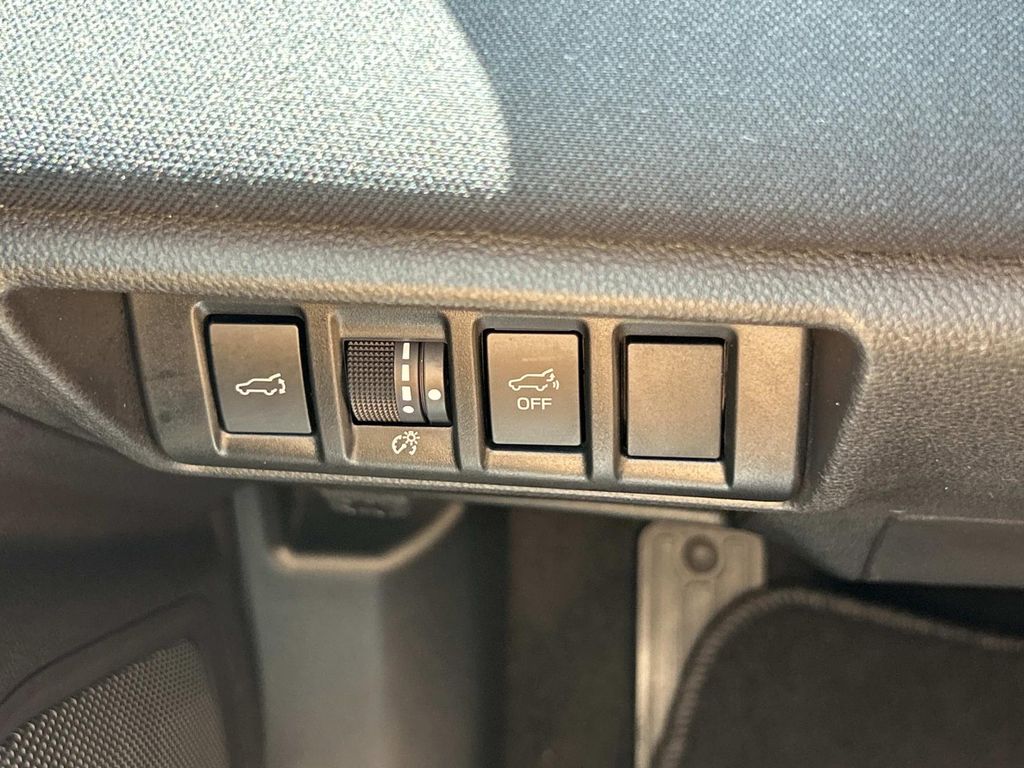 2023 Subaru Outback Premium - Photo 35