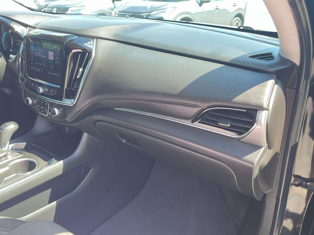 Used 2020 Chevrolet Traverse SUV
