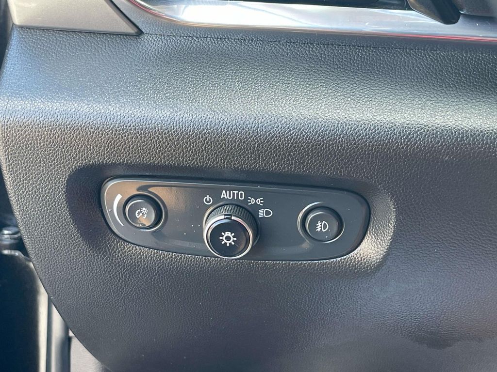 Used 2020 Chevrolet Traverse SUV