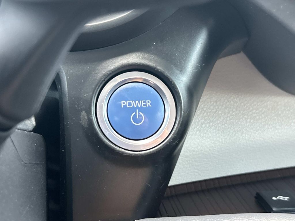 Used 2021 Toyota Sienna Van