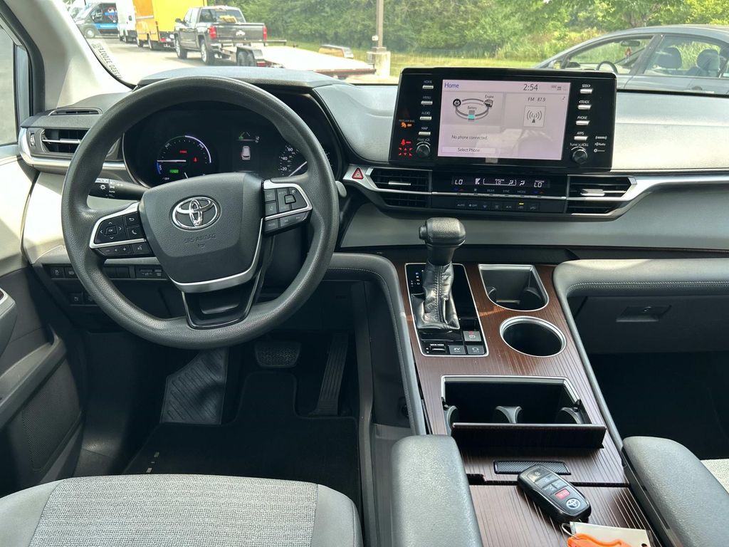 Used 2021 Toyota Sienna Van
