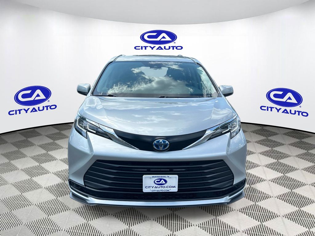 Used 2021 Toyota Sienna Van