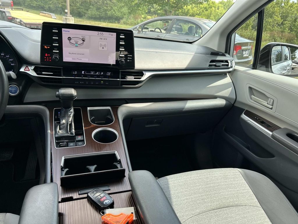 Used 2021 Toyota Sienna Van