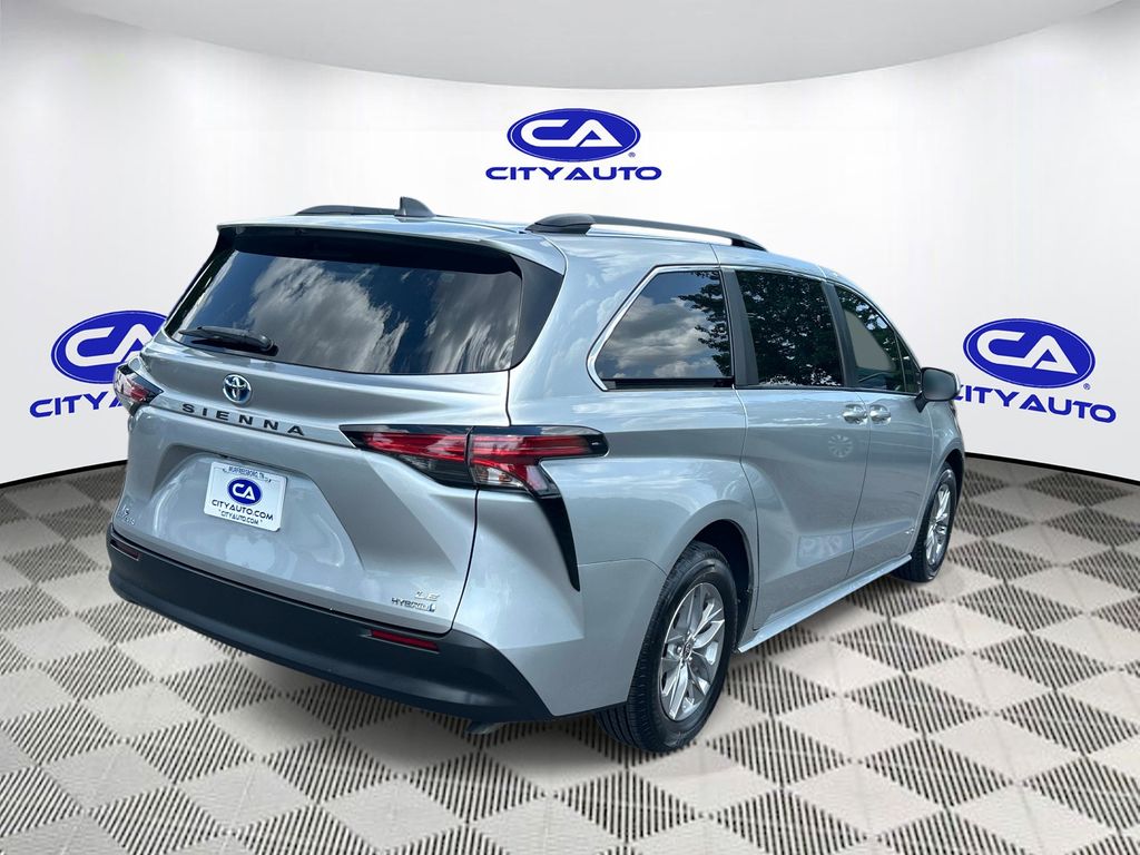 Used 2021 Toyota Sienna Van