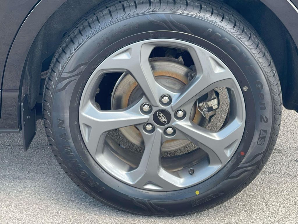 2023 Ford Escape ST-Line - Photo 14