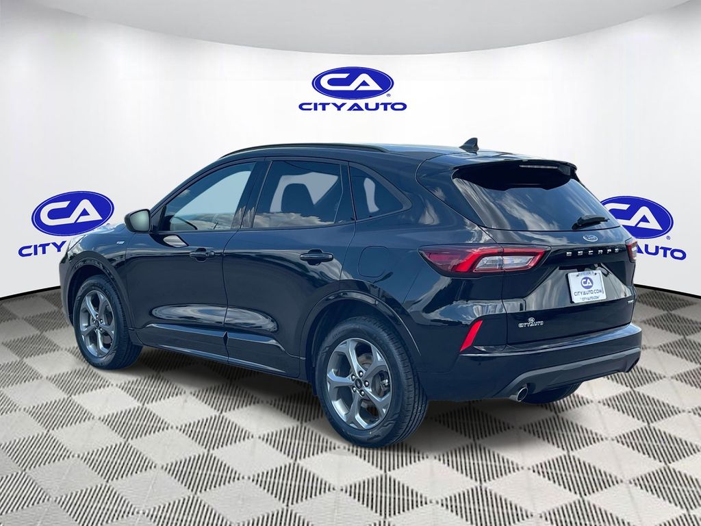 Used 2023 Ford Escape SUV
