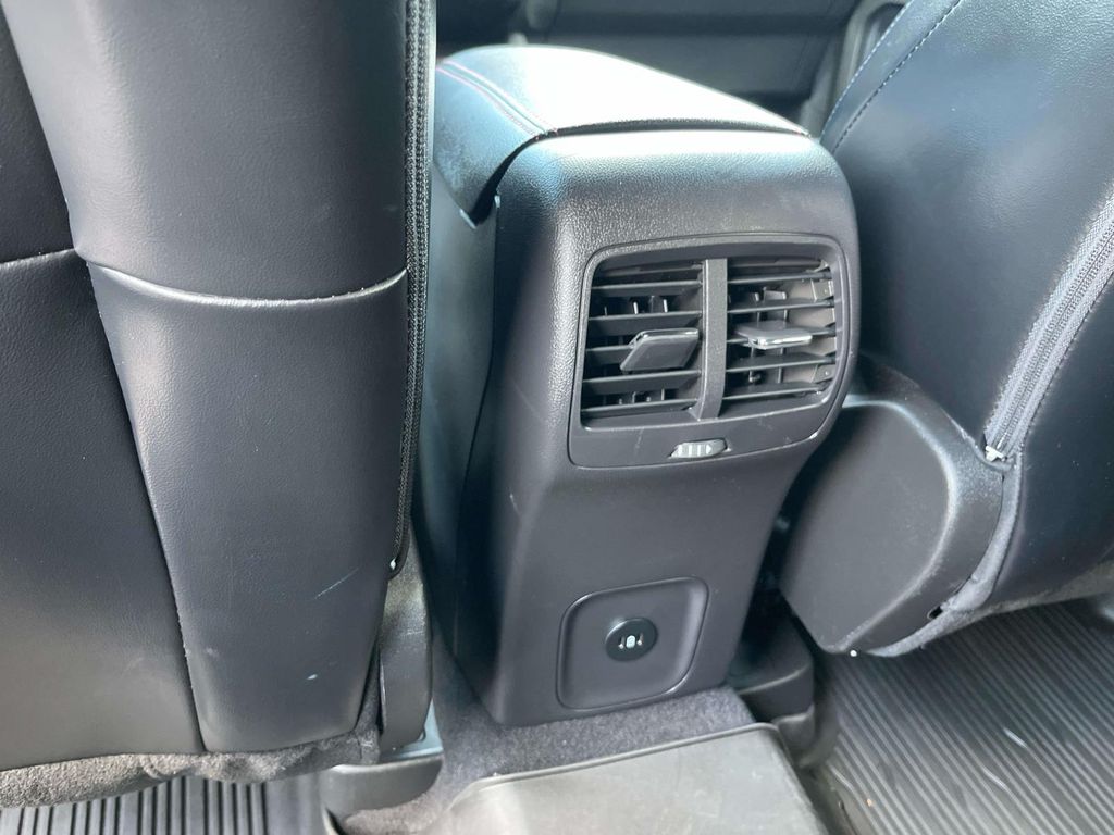 2023 Ford Escape ST-Line - Photo 23