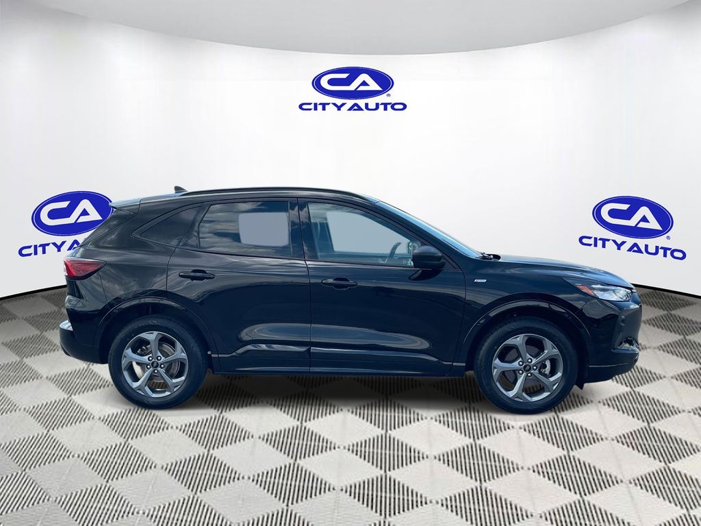 Used 2023 Ford Escape SUV