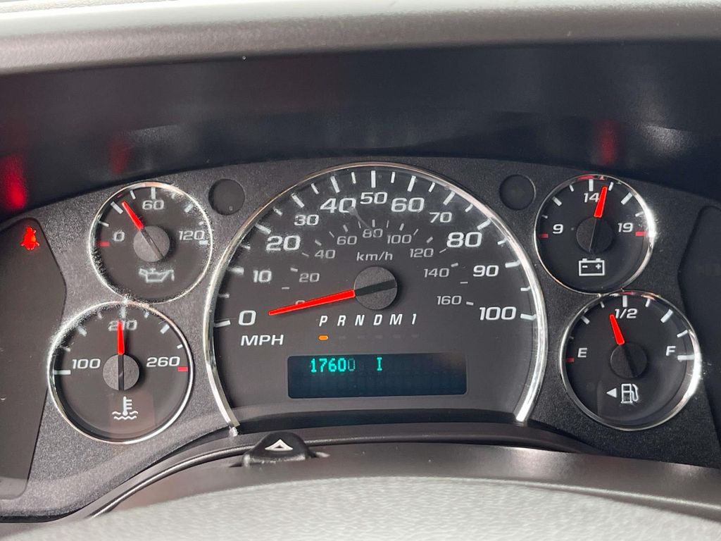 Used 2025 GMC Savana 2500 Van