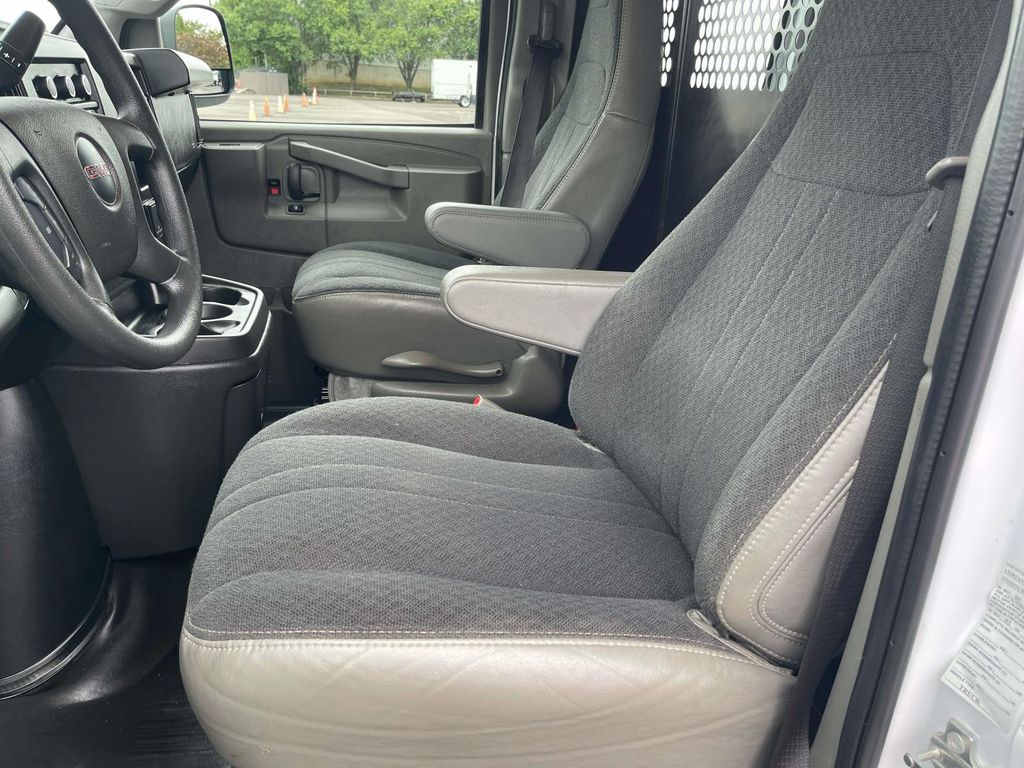 Used 2025 GMC Savana 2500 Van