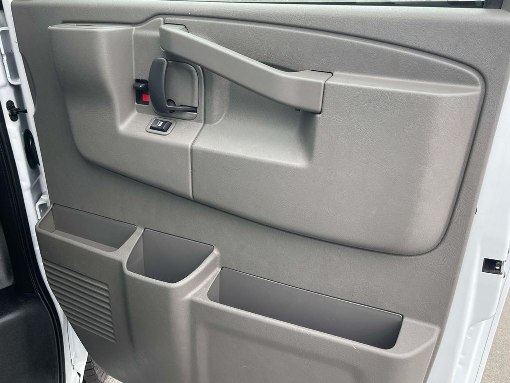 Used 2025 GMC Savana 2500 Van