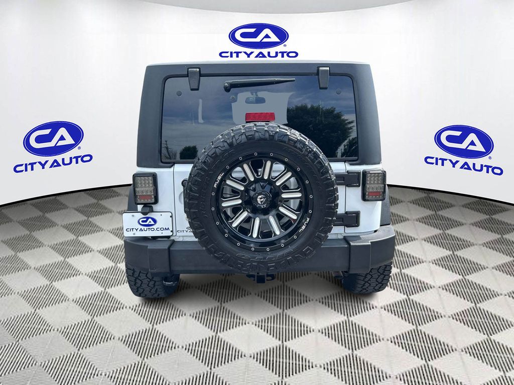Used 2016 Jeep Wrangler SUV