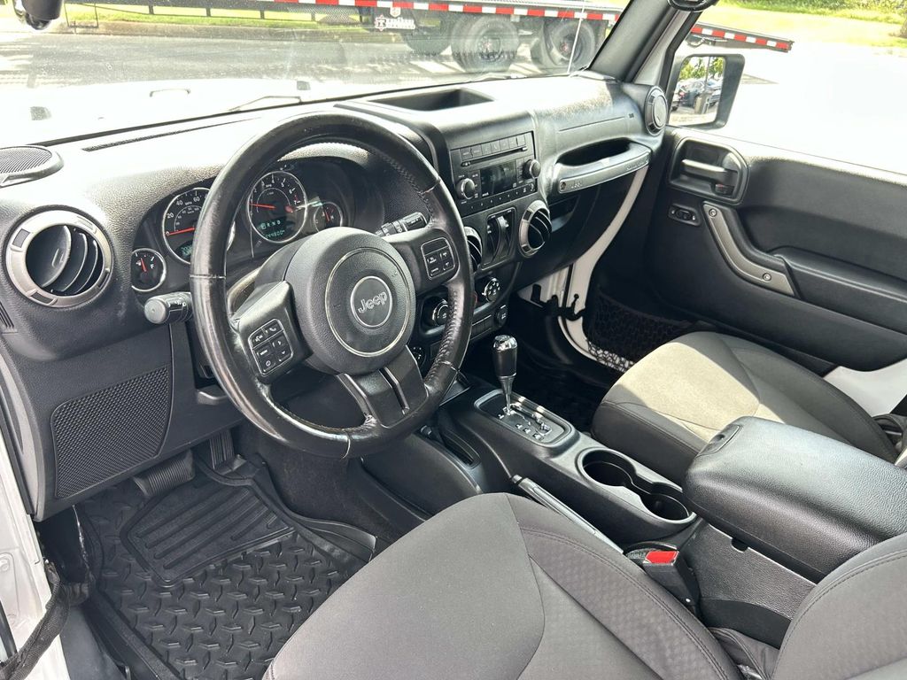 Used 2016 Jeep Wrangler SUV