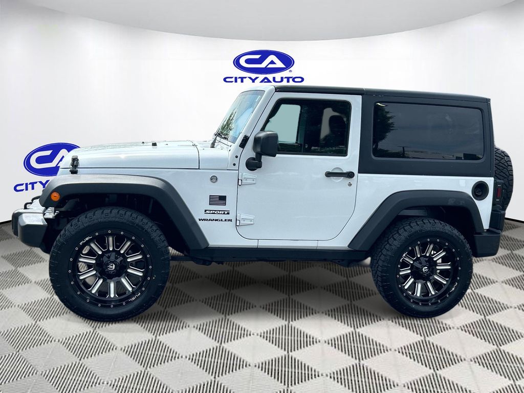 Used 2016 Jeep Wrangler SUV