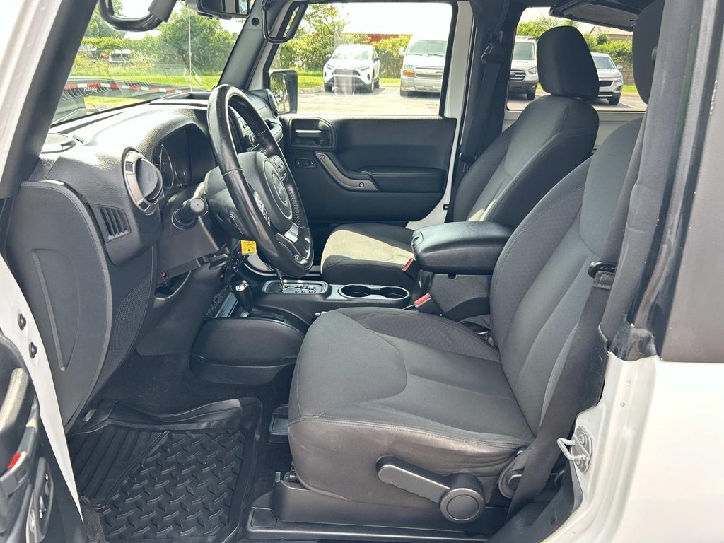 Used 2016 Jeep Wrangler SUV