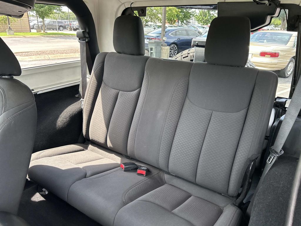 Used 2016 Jeep Wrangler SUV