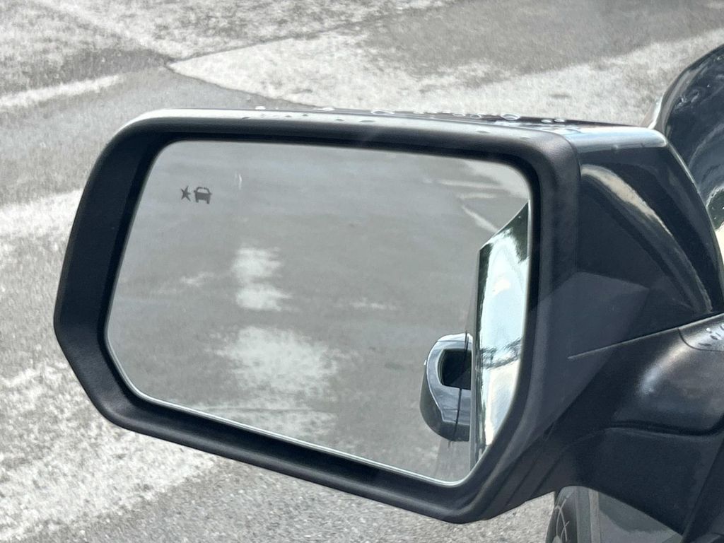 Used 2021 Chevrolet Traverse SUV