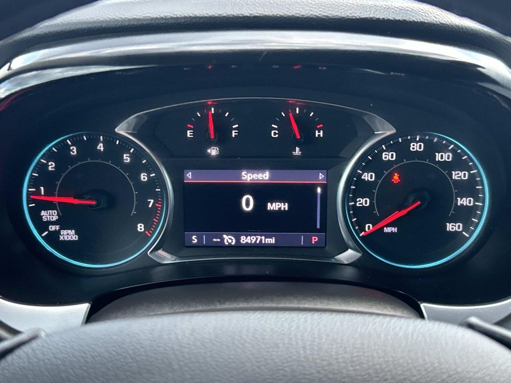 Used 2021 Chevrolet Traverse SUV