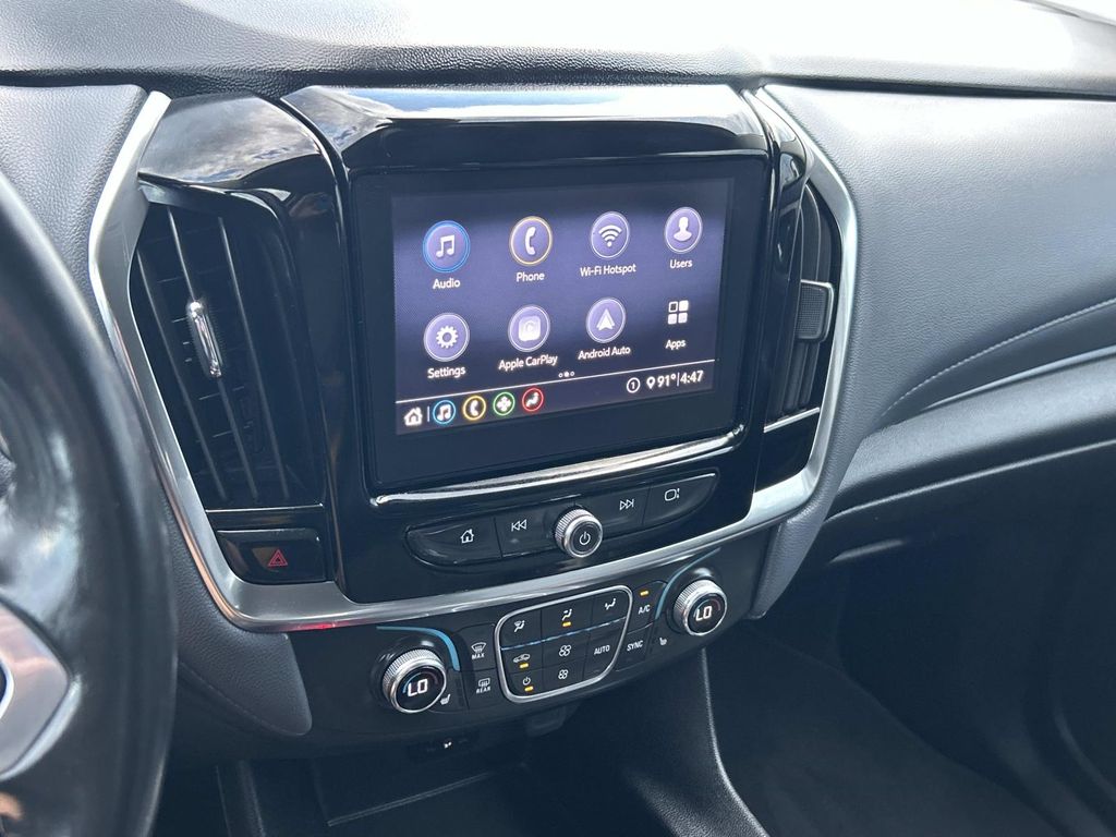 Used 2021 Chevrolet Traverse SUV
