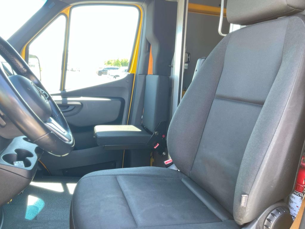 Used 2021 Mercedes-benz Sprinter 2500 Van