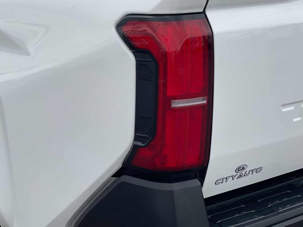 Used 2025 Toyota Tacoma Truck